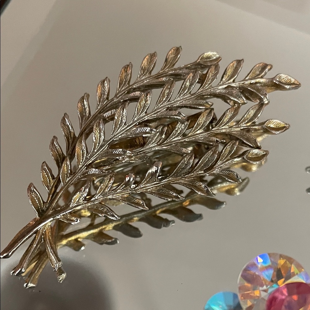 Lot of 5 Vintage Brooch Set in Sunbursts and Swirls - Picture 3 of 7